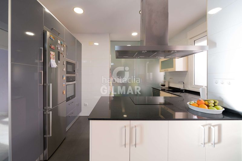 Piso este exclusivo piso está ubicado en el prestigioso barrio de Palacio, en pleno corazón del distrito centro . con una supe en Madrid - Imagen 15