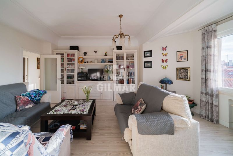 Piso este exclusivo piso está ubicado en el prestigioso barrio de Palacio, en pleno corazón del distrito centro . con una supe en Madrid - Imagen 5