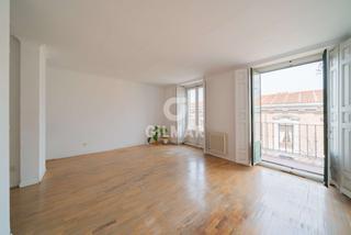 Pis en Palacio. Magn�fica vivienda ubicada en la emblem�tica plaza de la marina