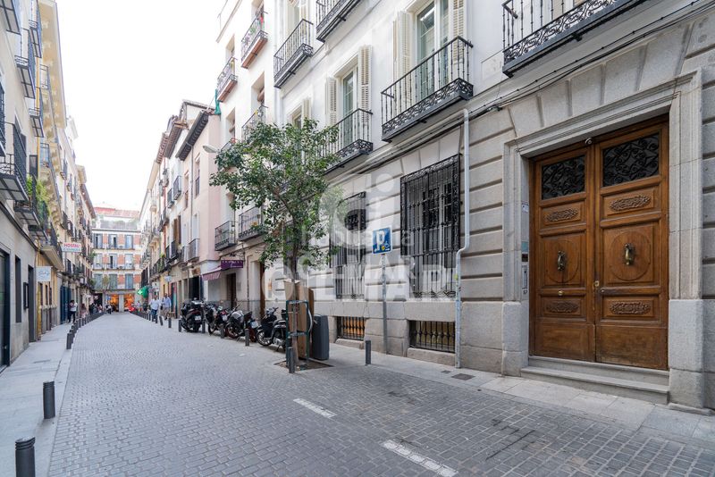 Foto 06404f1b-b246-49ec-8a8e-afde6f540175. Pis amb calefacció a Cortes-Huertas Madrid