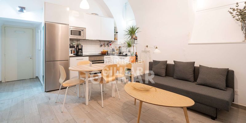 Foto 2e39fac8-49d8-4233-9368-d4e570aec51b. Pis amb calefacció a Cortes-Huertas Madrid