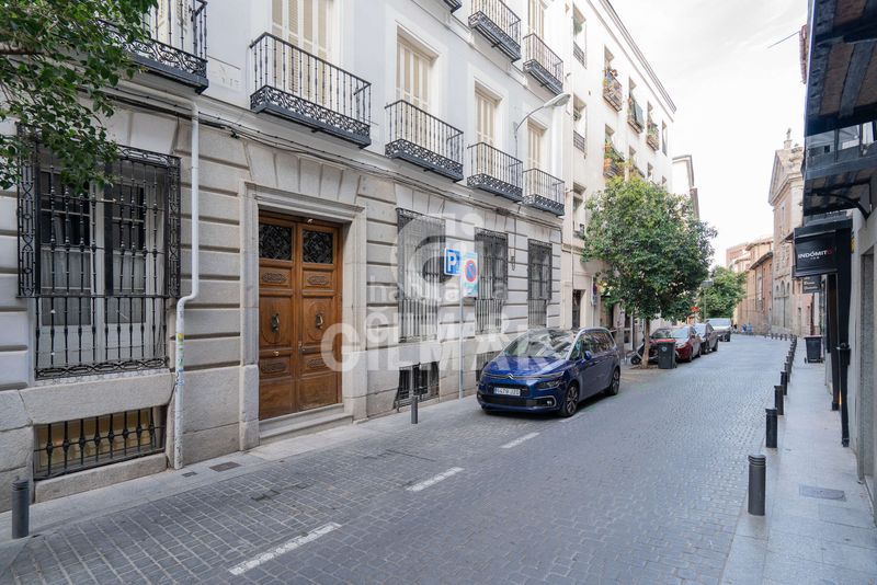 Foto 4edfd6ff-38af-4797-abf0-b4f109740658. Pis amb calefacció a Cortes-Huertas Madrid