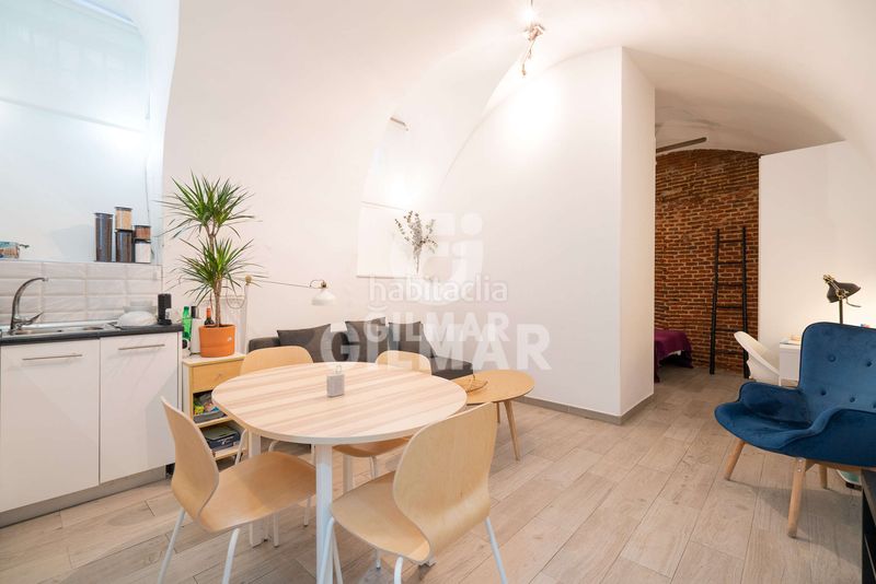 Foto e959e432-0e89-4ba2-b871-de0d59242f98. Pis amb calefacció a Cortes-Huertas Madrid