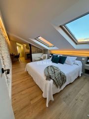 Flat in Justicia-Chueca. Se pone a su disposición este exclusivo ático a estrenar situado