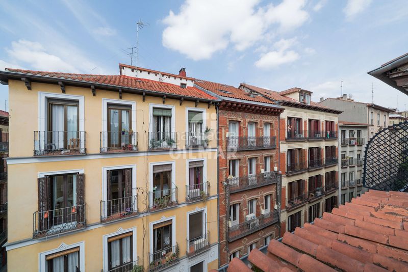 Foto 887cc4a3-e79f-41d8-9c61-6d504b824aa3. Pis amb calefacció a Universidad-Malasaña Madrid