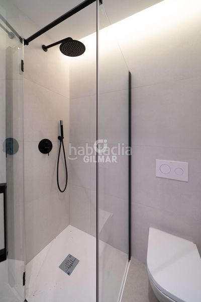 Foto 5bd4cdd9-d606-4238-b4d9-b6a8e65c8ab4. Pis amb calefacció a Embajadores-Lavapiés Madrid