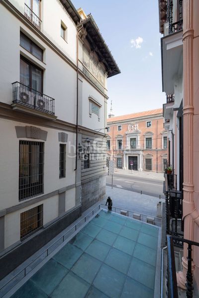 Foto c84fd7a4-1f91-4039-bc96-aebdc99382fc. Pis amb calefacció a Palacio Madrid