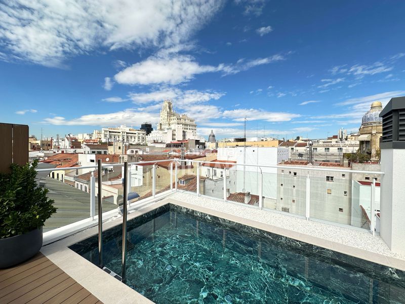 Foto 1872077b-f9da-4f1c-b0c0-25d30cf8fdfd. Pis amb calefacció piscina a Sol Madrid
