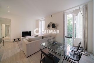 Appartamento in Palacio. Descubre esta joya arquitectónica en el barrio de palacio, una d