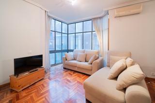 Pis  Calle de los señores de luzón. Magnífica vivienda de 1 dormitorio en palacio