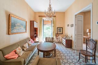 Pis  Costanilla de san andrs. Magnfica vivienda en el centro de madrid