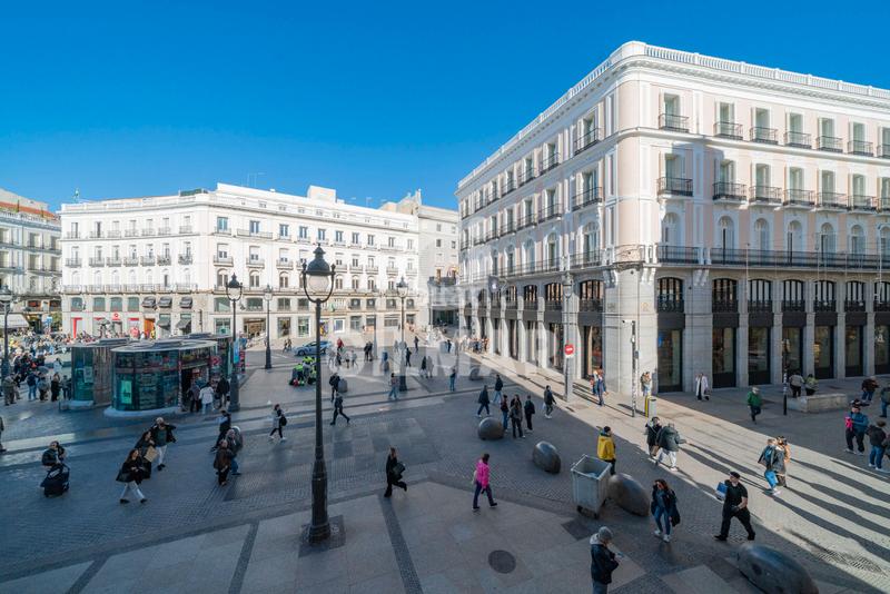 Foto f5f2f227-0db9-44f7-882f-29c08e0a20eb. Piso  en venta en calle de espoz y mina 2, Sol, centro, en Madrid