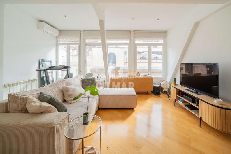 Foto 9a264a48-b2ae-48cc-a932-9774bb93f0f1. Àtic amb calefacció aparcament a Justicia-Chueca Madrid