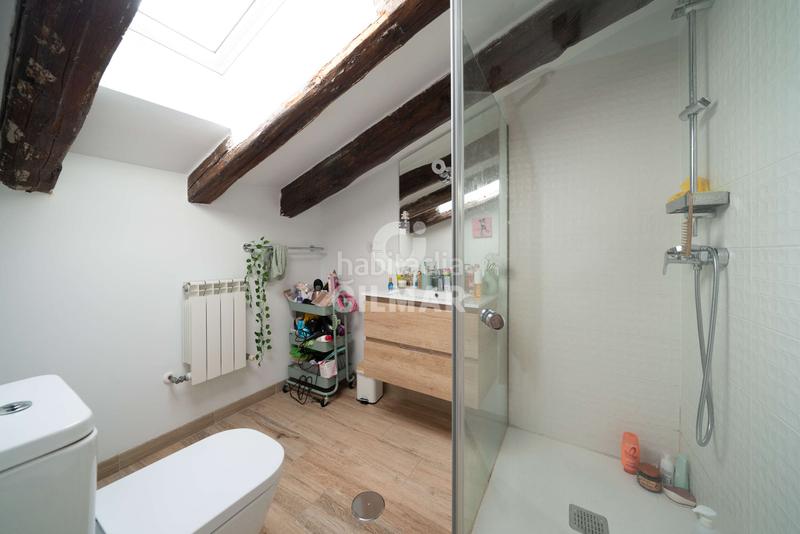 Foto c82e1659-15f9-4de9-8df0-fa9c17cf2c73. Àtic amb calefacció aparcament a Justicia-Chueca Madrid