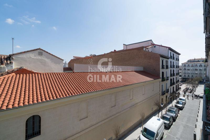 Foto e88bcac0-4be2-44fc-80a6-976630905d14. Piso te presentamos una espectacular vivienda en el emblemático barrio de justicia, en el corazón . este exclusivo piso cuenta en Madrid