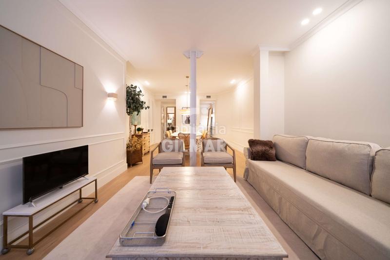 Foto 8bd38392-33bc-4242-b46e-071d538877e7. Etagenwohnung mit heizung in Sol Madrid