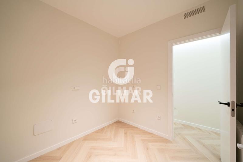 Foto 4f2f4593-0a84-4256-87bc-216654e93fec. Appartamento con riscaldamento in Cortes-Huertas Madrid