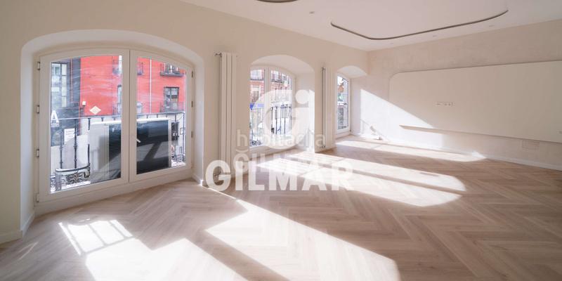 Foto df0843b6-ba35-415a-bde5-83bc2a532c23. Appartamento con riscaldamento in Cortes-Huertas Madrid