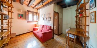 Appartement à Sol. Se pone a su disposición exclusiva vivienda en el centro de madr