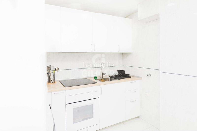 Foto 44ef3542-59ee-489b-8ded-ccdc5646dcac. Piso esta magnífica vivienda está ubicada en el emblemático barrio de palacio, en pleno corazón . con una situación privilegia en Madrid