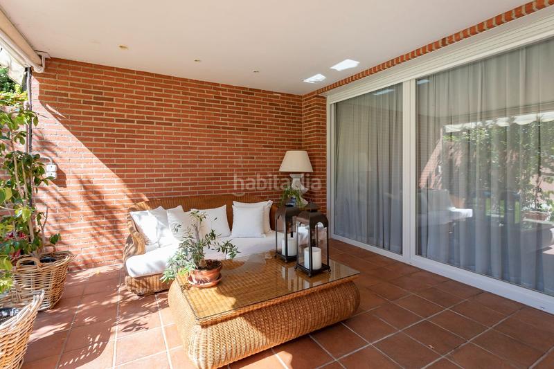 Foto 884c5e4f-2395-4870-8d34-b1a9e273d55f. Casa adossada amb calefacció aparcament piscina a Madrid
