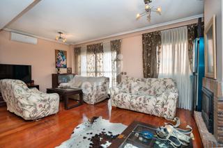 Casa adossada a Palomas. Ideal para gran familia