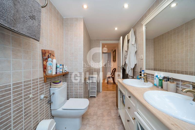 Foto bc3a108e-27e7-4e87-9a57-cfaf8eb24b40. Casa pareada chalet pareado en Palomas en Palomas Madrid