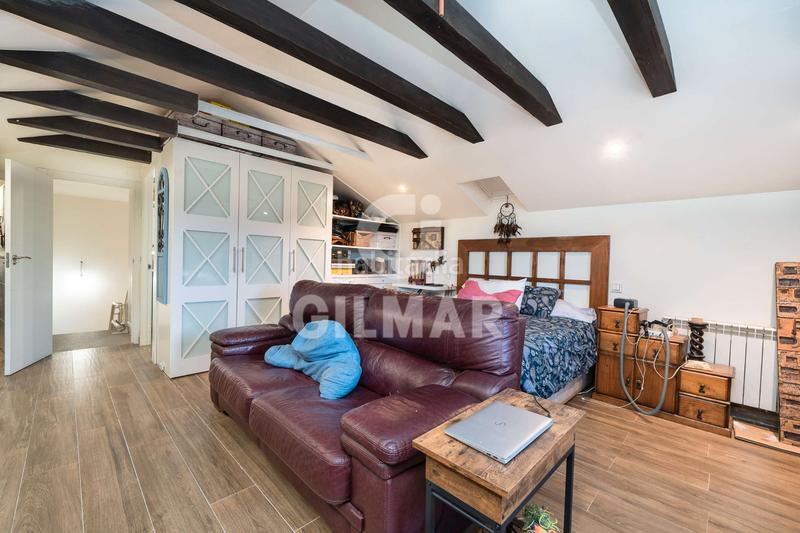 Foto f693c823-923a-4aed-b8e6-c082e6158435. Casa pareada chalet pareado en Palomas en Palomas Madrid