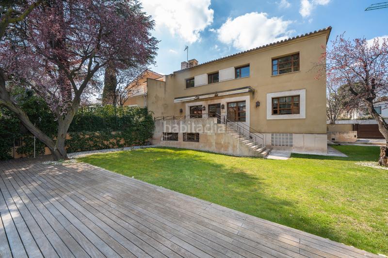 Foto 1addd48d-62ea-4de6-8c1c-40f2fb721ab9. Casa pareada chalet unifamiliar en conde orgaz en Madrid