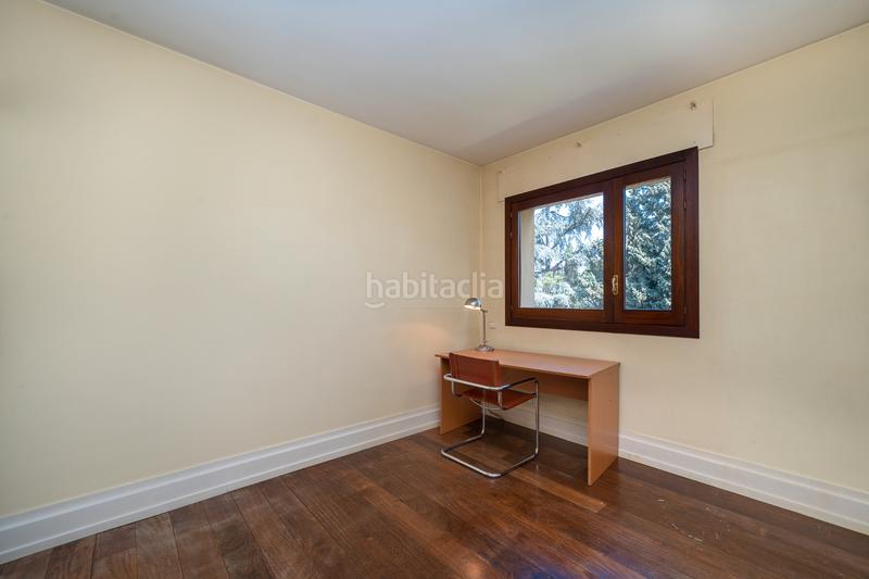 Foto a10a5e1e-bc92-4657-993f-f65609aff4d9. Casa pareada chalet unifamiliar en conde orgaz en Madrid