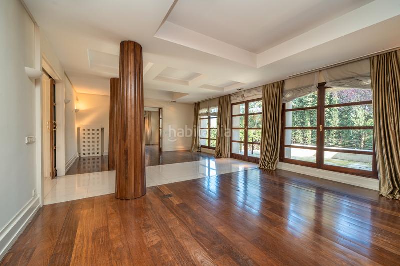 Foto f8fc4c4b-fc12-454c-90f9-647da1973d79. Casa pareada chalet unifamiliar en conde orgaz en Madrid