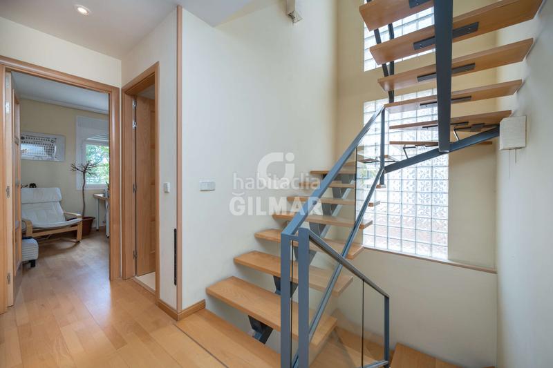 Foto 643245f1-3b78-465f-95fd-47a72b48c8b7. Chalet con riscaldamento parcheggio piscina in Rejas Madrid