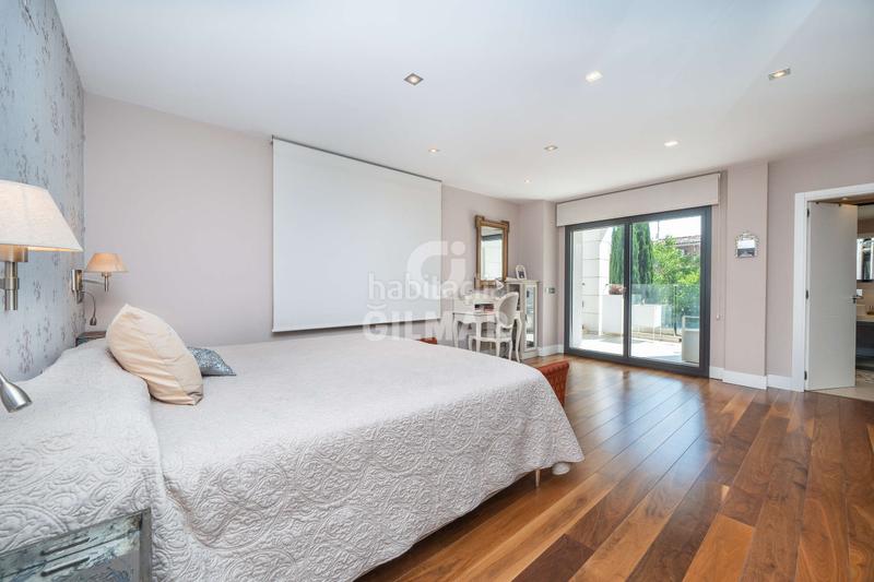 Foto dcb29119-4faa-4a46-acec-fbc7bee49e70. Xalet amb calefacció aparcament piscina a Canillejas Madrid