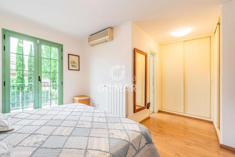 Foto dbd271a1-5e24-4c1c-b52e-d8dba655c8cc. Casa aparellada amb calefacció aparcament a Palomas Madrid