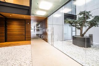 Pis a Conde Orgaz - Piovera. Esta lujosa vivienda, enclavada en la urbanización más exclusiva