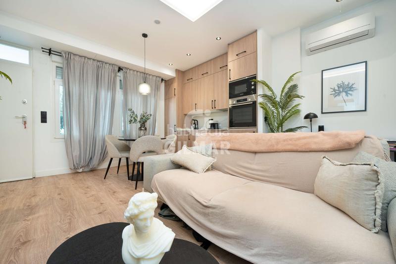 Foto c11917ea-7cb1-4f94-b67b-cea37c8bc7f4. Estudio en rentabilidad en el prestigioso barrio de conde orgaz, en el distrito de hortaleza, se encuentra este exclusivo y moderno apart en Madrid