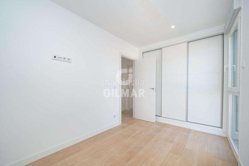 Foto 131c47cd-7d72-460c-b4af-60e6d6632ae2. Casa bifamiliare con riscaldamento parcheggio piscina in Madrid