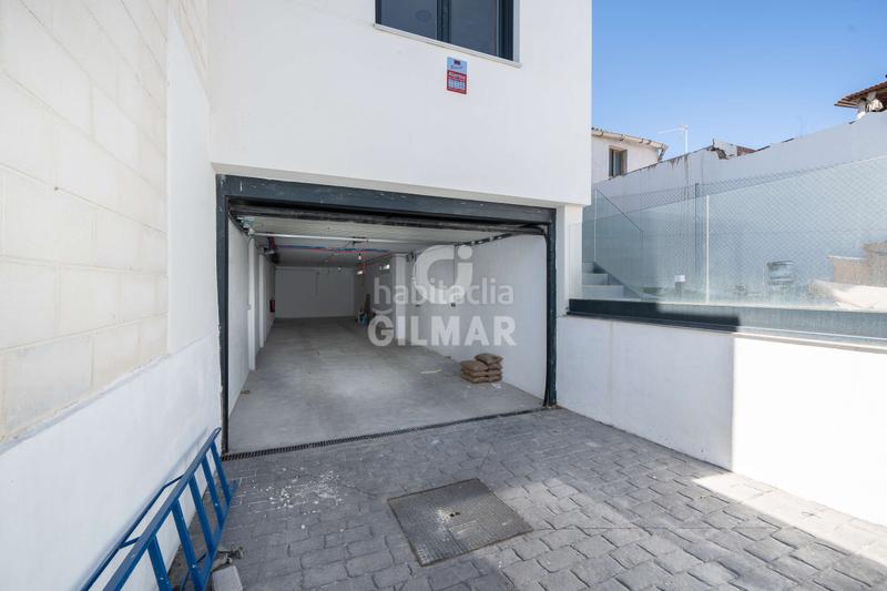 Foto 4e748dfd-5b94-41df-a199-ff9312feaf54. Casa bifamiliare con riscaldamento parcheggio piscina in Madrid