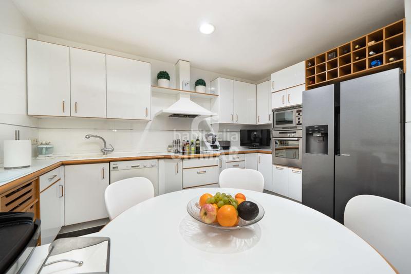 Foto 799cc0a9-609f-49ba-9994-c4ff2094841b. Casa bifamiliare con riscaldamento parcheggio piscina in Madrid