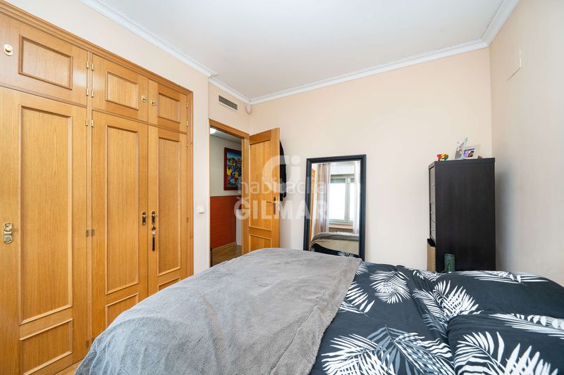 Planta baja descubre este excepcional bajo ubicado en la prestigiosa zona de Alameda de Osuna, en el distrito de barajas, . con 134 m co en Madrid - Imagen 7