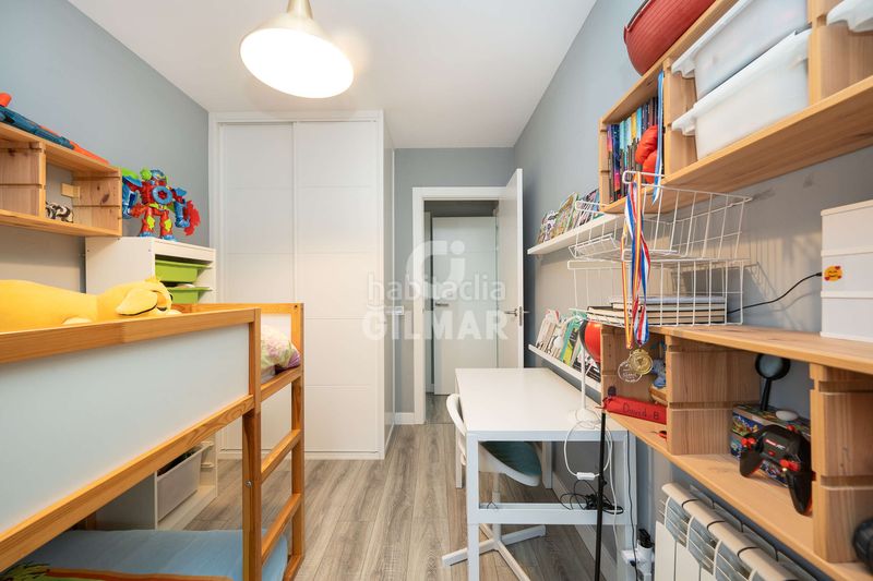 Piso descubre el privilegio de vivir en una de las zonas más exclusivas , conde orgaz, con esta espectacular vivienda en altur en Madrid - Imagen 25