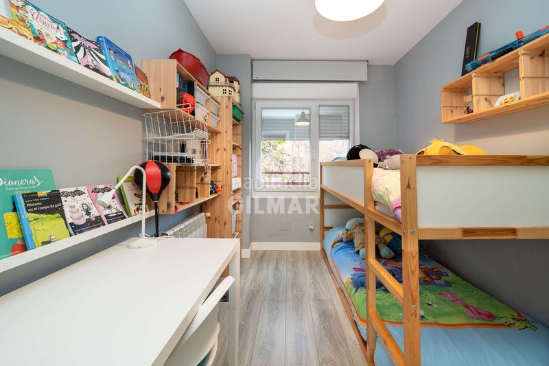 Piso descubre el privilegio de vivir en una de las zonas más exclusivas , conde orgaz, con esta espectacular vivienda en altur en Madrid - Imagen 24
