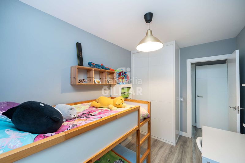 Piso descubre el privilegio de vivir en una de las zonas más exclusivas , conde orgaz, con esta espectacular vivienda en altur en Madrid - Imagen 26