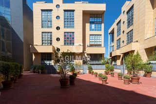 Zweistöckige Wohnung in Rejas. Exclusivo dúplex en rejas, san blas  madrid versatilidad y estil