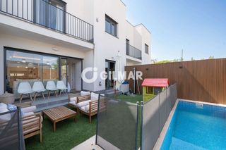 Maison jumelée à Rejas. Sumérgete en esta espectacular oportunidad dentro del exclusivo