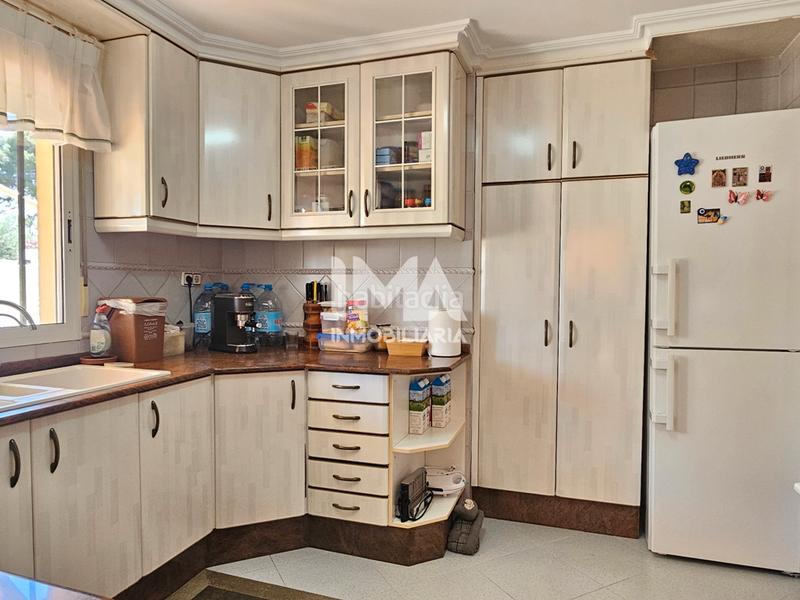 Foto 257f96b5-f7e9-4f07-998d-b3a8165c50d7. Chalet mit parking pool in Montealegre Eliana (l´)