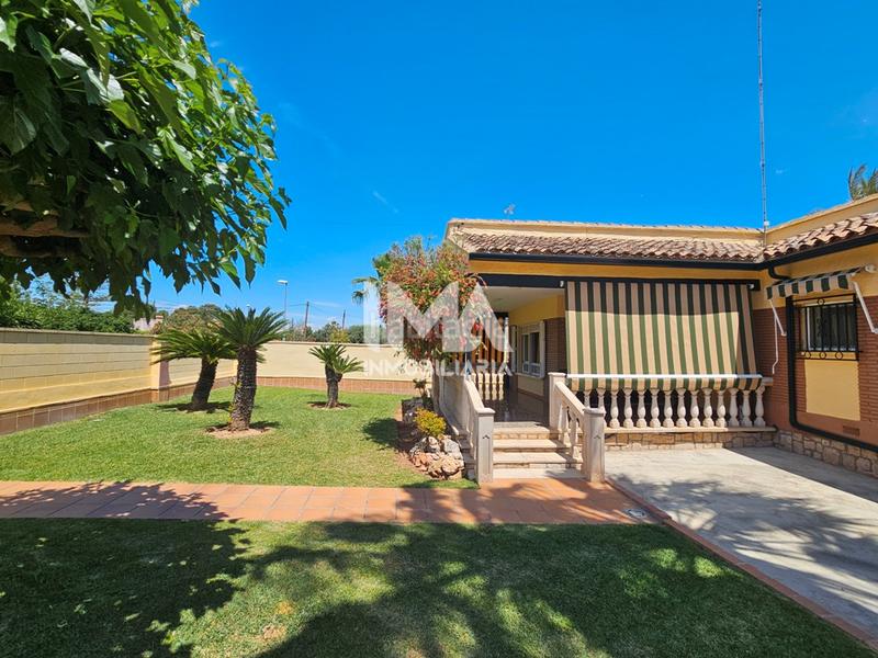 Foto 15f5f776-c4c7-43c2-b12c-456f7ae0ed29. Chalet en Montealegre Eliana (l´)