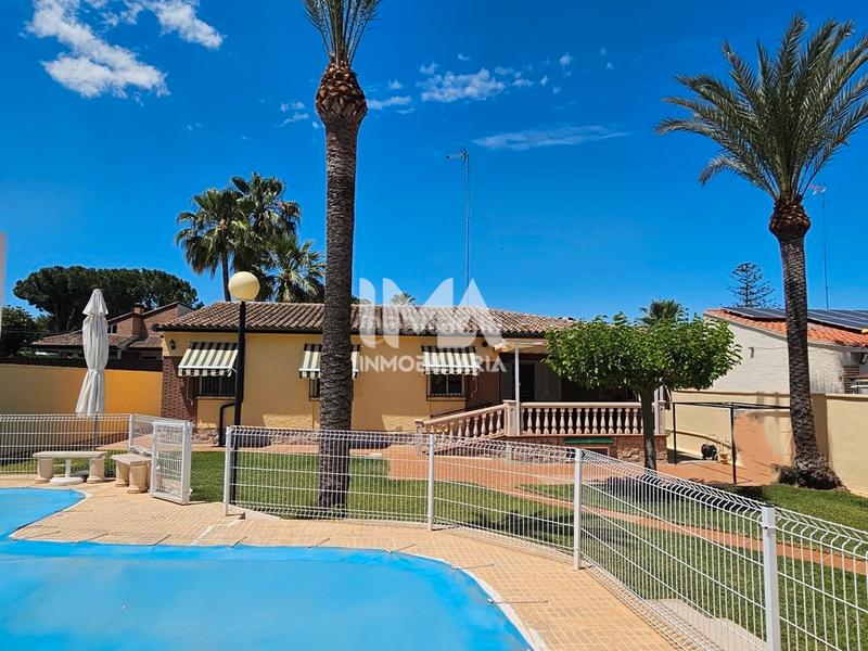 Foto 4a994002-875b-4d7e-bad5-c411af463387. Chalet en Montealegre Eliana (l´)