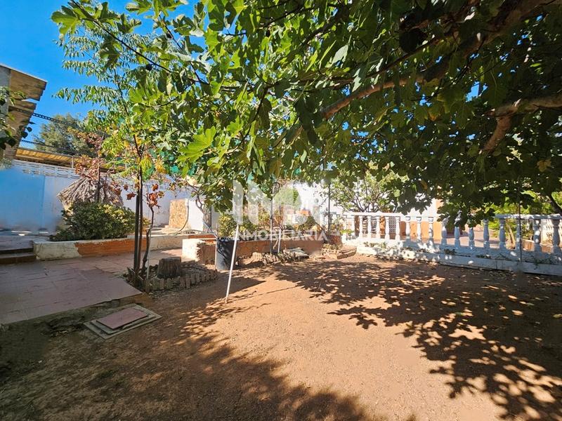 Foto 564c8f7f-ad7e-4de2-a834-f42a92370ffc. Chalet en Riba - roja de Túria