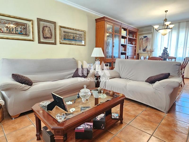 Foto 419d97db-511f-433c-8197-817696b4f0d7. Chalet mit heizung parking pool in Montealegre Eliana (l´)